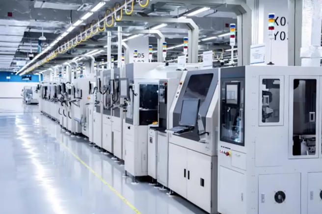 工業(yè)電腦一體機在激光機械設備中的應用(圖1) 微信圖片_20250419165822.png