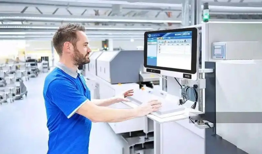 工業(yè)級嵌入式一體機在MES系統(tǒng)設(shè)備中的應(yīng)用(圖1) 微信圖片_20250430175002.png