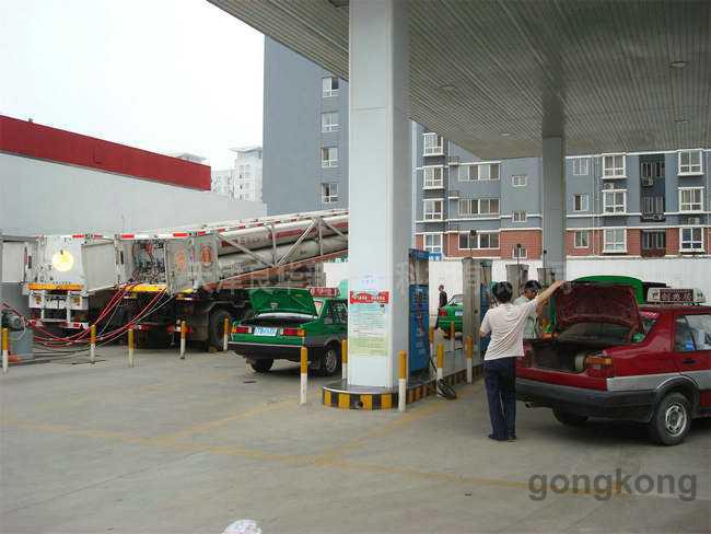 工控嵌入式工控機在加氣站的應(yīng)用